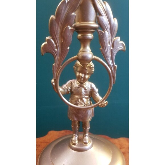 Vintage Cromwell Plate Co. Candlestick Boy Holding Hoop & Laurels 6.5" - Picture 2 of 7
